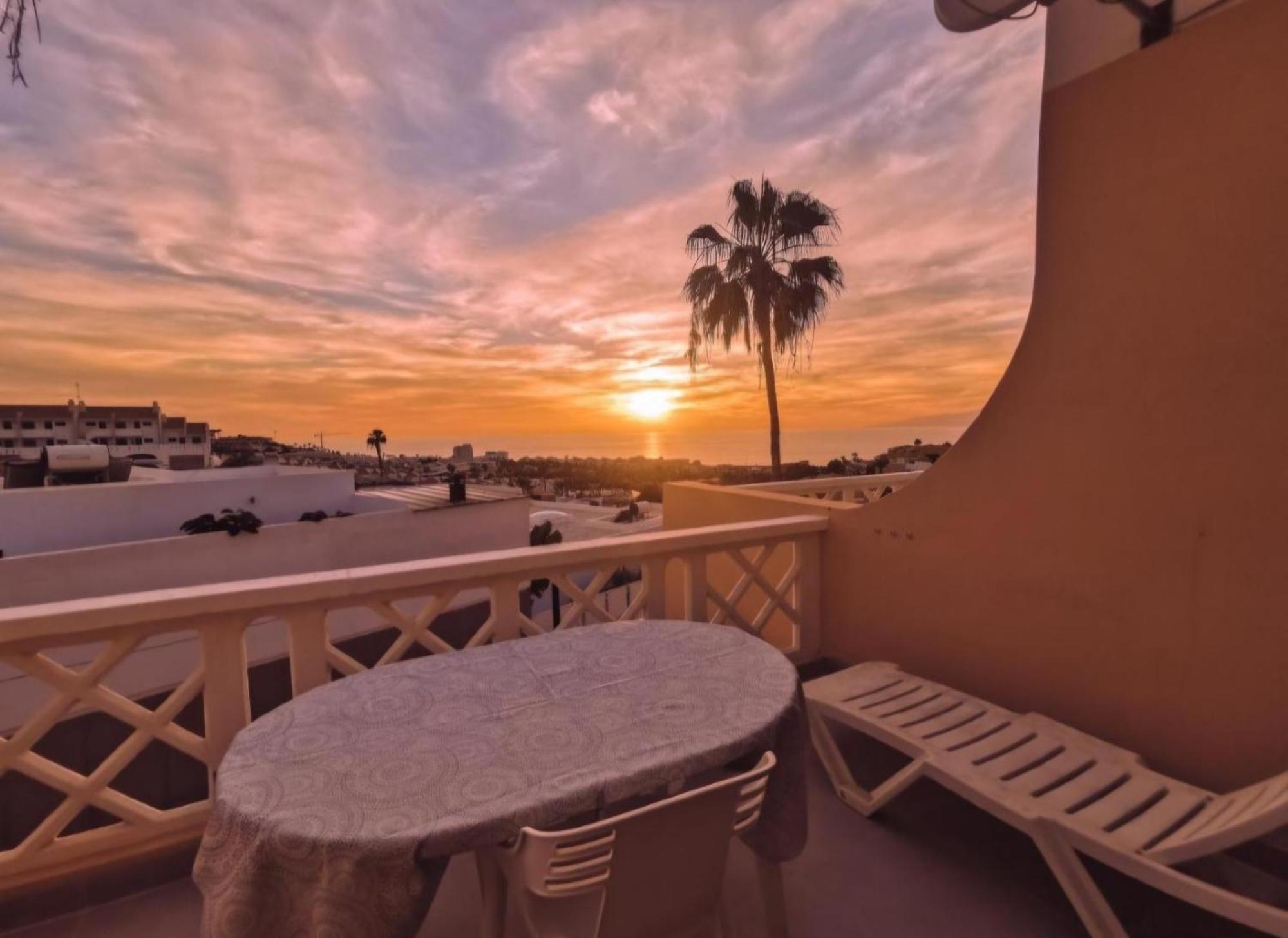 Paradise Court Studio - Ocean View Costa Adeje (Tenerife) Exterior foto
